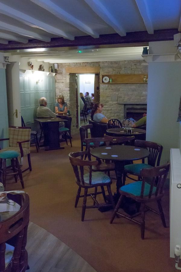 Queen Camel Mildmay Arms מראה חיצוני תמונה